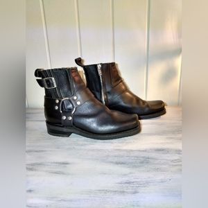 Harley Davidson black leather harness buckle zip up side boots 8.5 mens